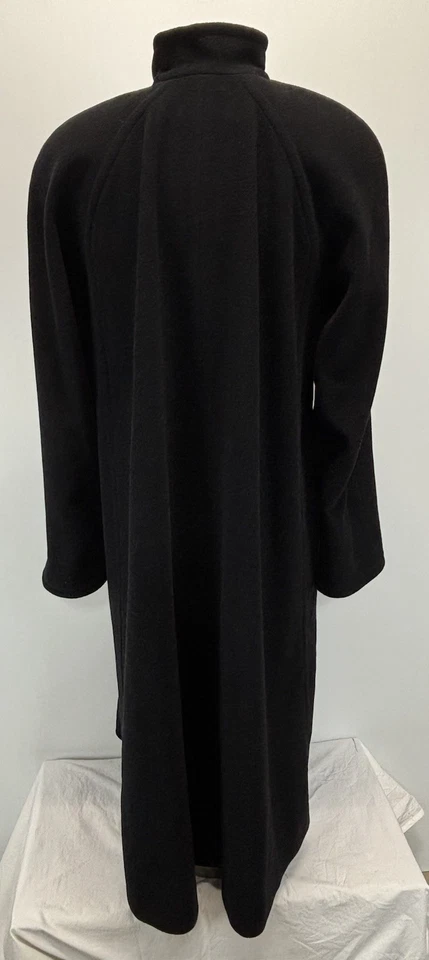 Vtg Evan Picone Wool Overcoat Sz 6p Petite Women’s Black Long 90s Pockets - Image 3 of 4