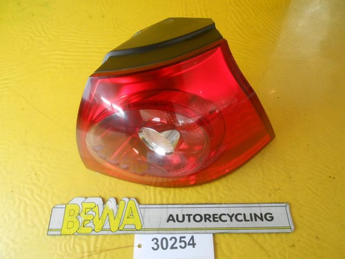 Rücklicht rechts           VW Golf V      1K6945096AA         Nr. 30254