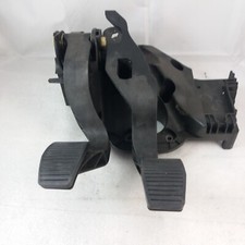 PEDALIERA FRENO E FRIZIONE COMPATIBILE CON PER FIAT TIPO 1.6 MTJ 2583561045