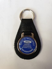 FORD MACCLESFIELD CLASSIC VINTAGE CAR AUTOMOTIVE COLLECTIBLE KEY FOB KEY RING 