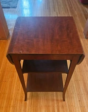 Vintage IMPERIAL Furniture Grand Rapids Mahogany Drop Leaf Side Table No. 1223