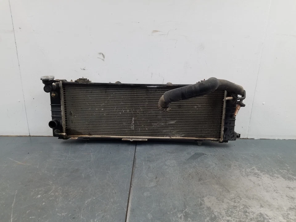 Jeep Cherokee Sport XJ 1999 4x4 4,0 L radiador/condensador #8618 Y1 Foto 4 de 4