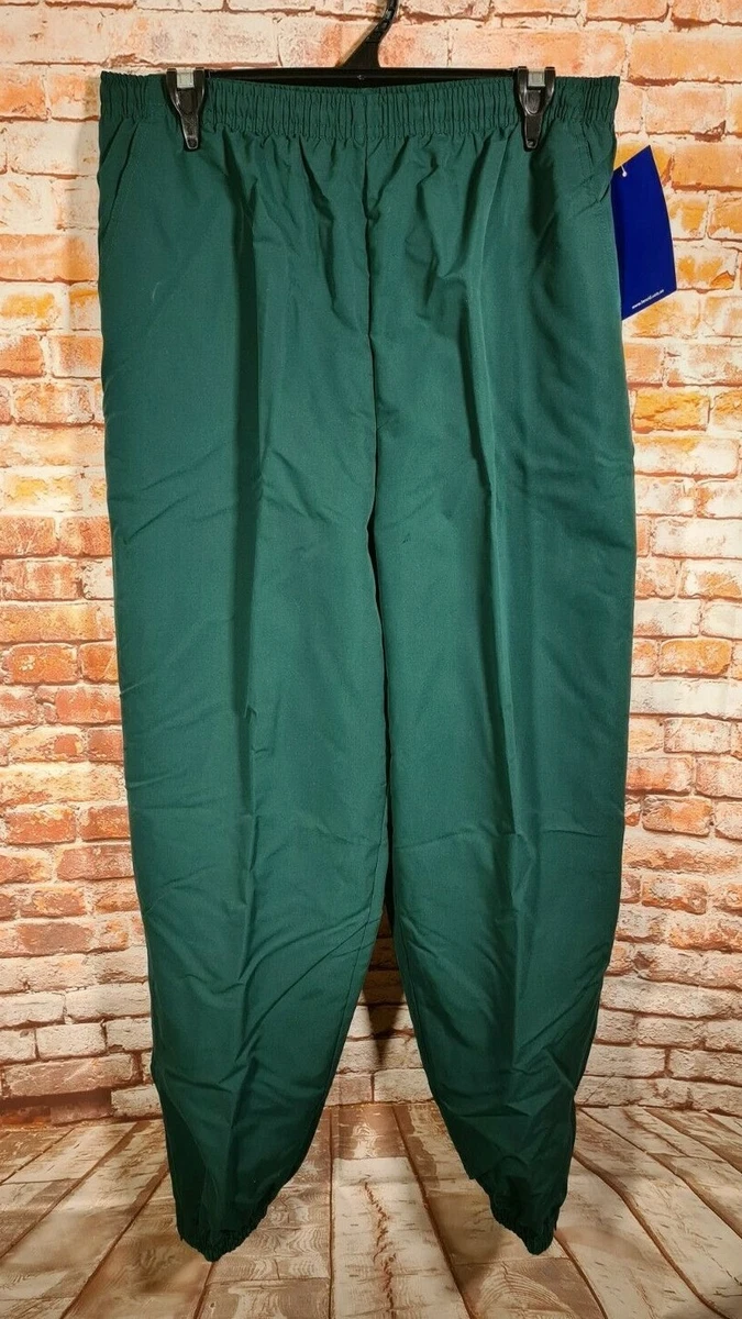 Update 77+ bottle green track pants in.eteachers
