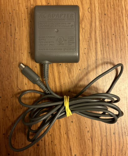 Nintendo DSi, 3DS, 2DS XL Wall Charger Official AC Adapter Power Cord/Cable - Picture 1 of 4