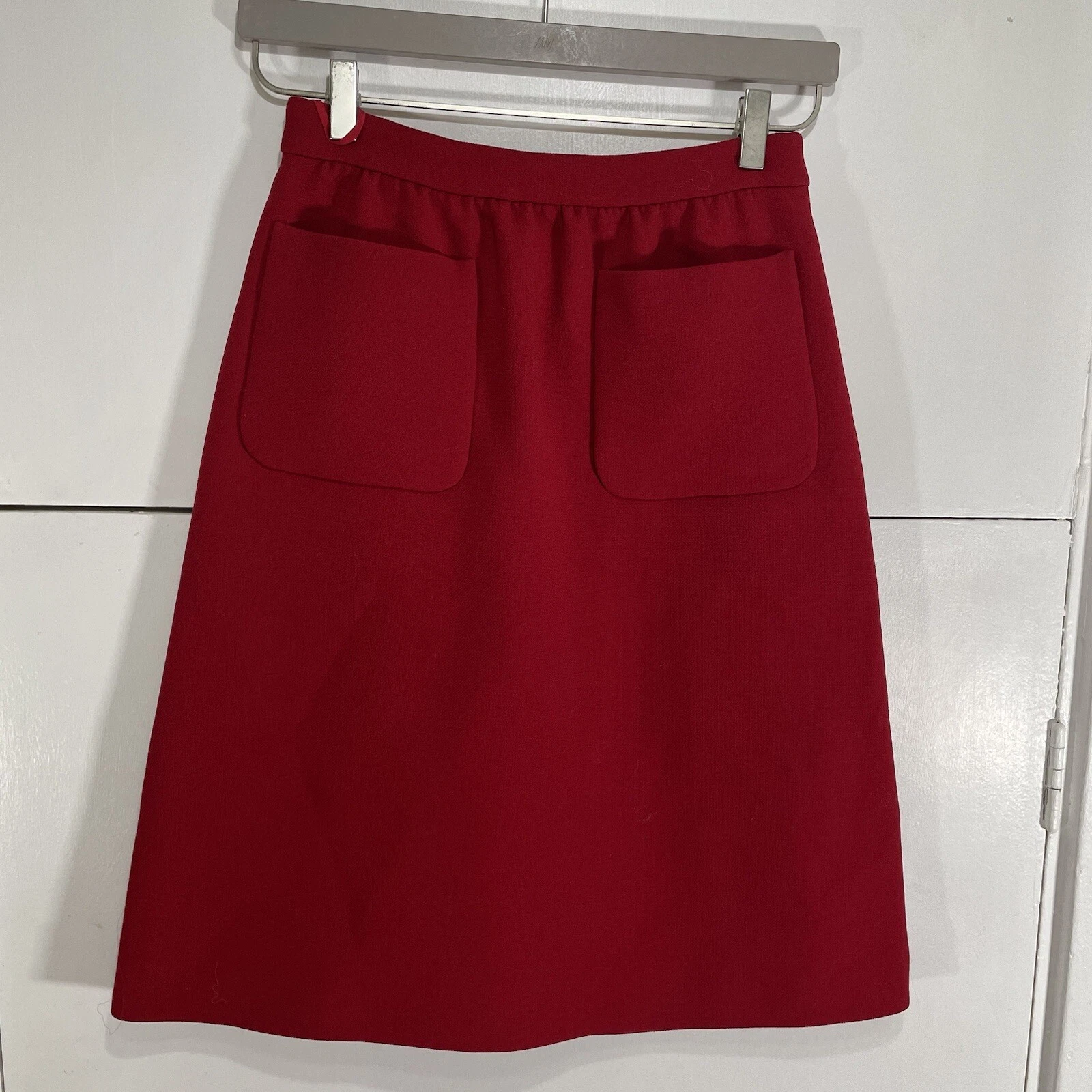 Gonna Miu Miu rossa utility 2 tasche linea A taglia EU 40 26 vita