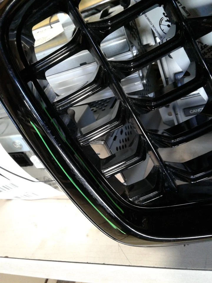 Rejilla V60 diseño de malla superior Plus Ultimate Polestar se adapta a 23 VOLVO V60 896076 Foto 3 de 4