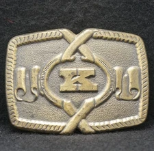 WD11116 FANTASTIC VINTAGE 1970s **K** INITIAL ARTWORK FASHION BRASS BELT BUCKLE