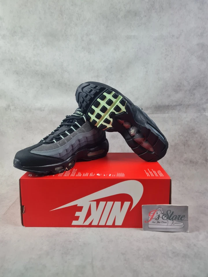 Nike Air Max 95 HM0622-001 Gr.42/42,5/44/46 - Bild 4 von 4