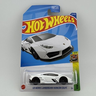 Hot Wheels Lb-Works Lamborghini Huracan Coupe White HW Exotics 3/10 172/250