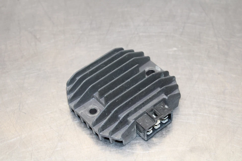 08-18 KAWASAKI KLR650 RECTIFICADOR REGULADOR DE VOLTAJE BB183 Foto 4 de 4