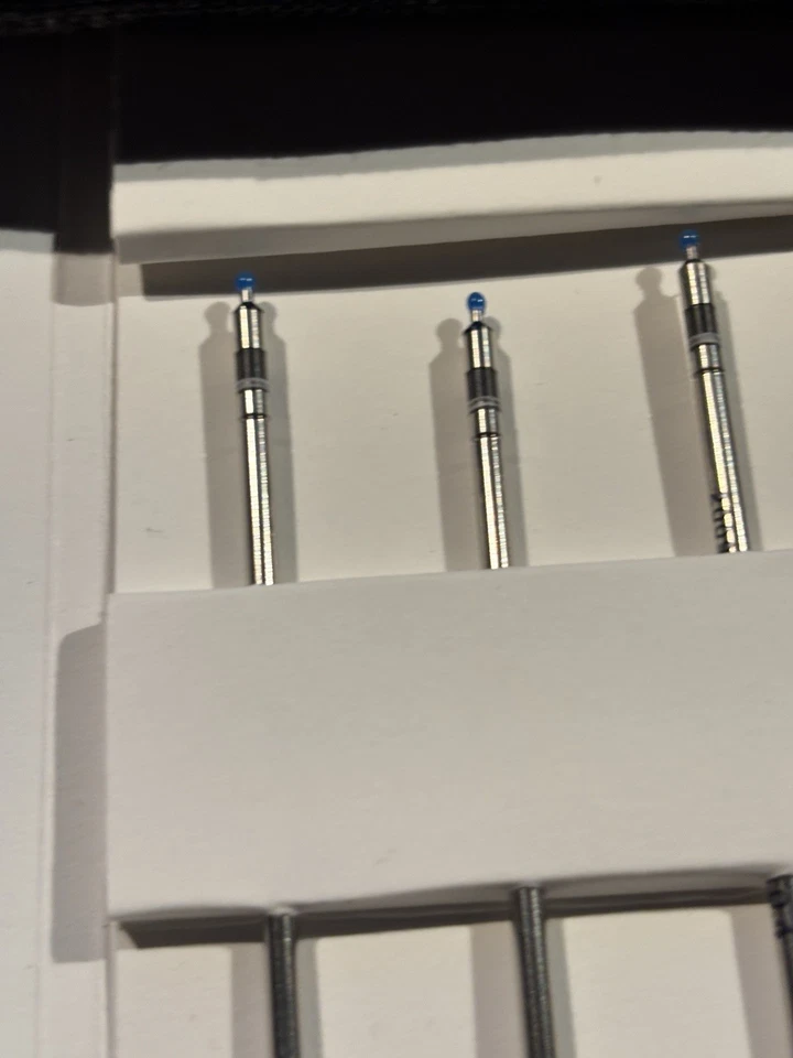 Wacom Finetip Pen With Tablet paper clip, Case & 3 Extra Nibs. Used Once, Intuos - Image 4 of 4