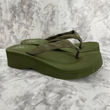 Reef Platforms Sandals Womens 10 Olive Green Flip Flop Beach Casual Thongs