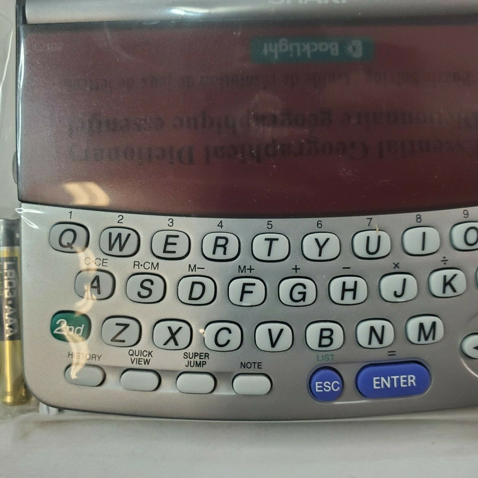 Sharp Electronic Dictionary & Thesaurus French English New Sealed PWE