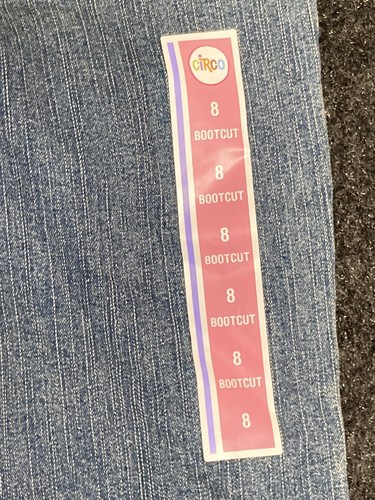 Circo Youth Girls Boot Cut Easy Fit Midrise Adjustable Waist Blues Jeans Size 8 - Picture 4 of 10