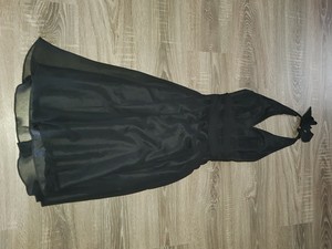 Rückenfreies Kleid Peek Und Cloppenburg
new york 2021