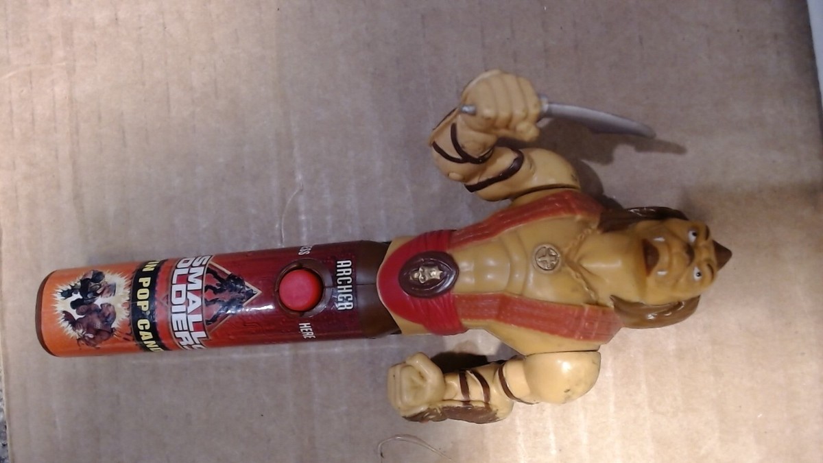 【新品】 SMALLSOLDIERS FLIP OVER Small Soldiers FLIP OVER ACTION ATTACK ZONES includes 4
