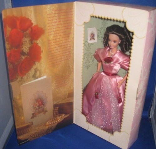 Poupée Barbie Signature Guo Pei Édition Limitée 2022 - Robe Jaune Or Mattel Creation