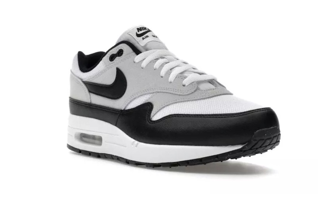 Nike Air Max Essential White Pure Platinum Black FZ5808-102