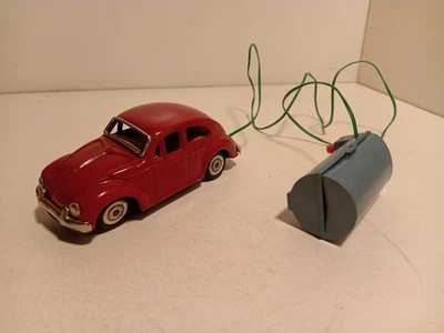 Yoshiya J Volkswagen Coccinelle rouge tole teleguidée 1/32 BE - Photo 1/4