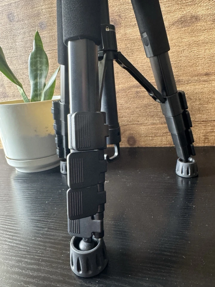 60英寸专业系列相机/视频三脚架适用于数码单反相机/摄像机 — 第 3/4 张图片