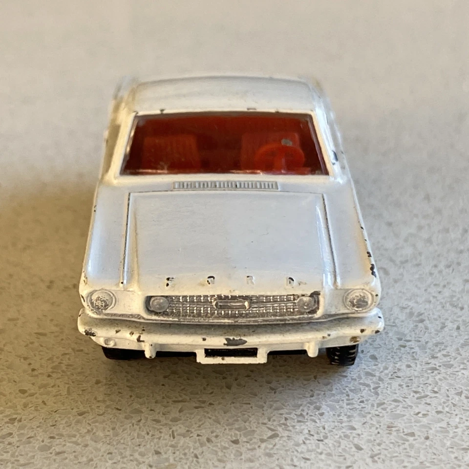 Matchbox SERIES No: 8 Ford Mustang 1966 Vintage Original Example - Image 3 of 4
