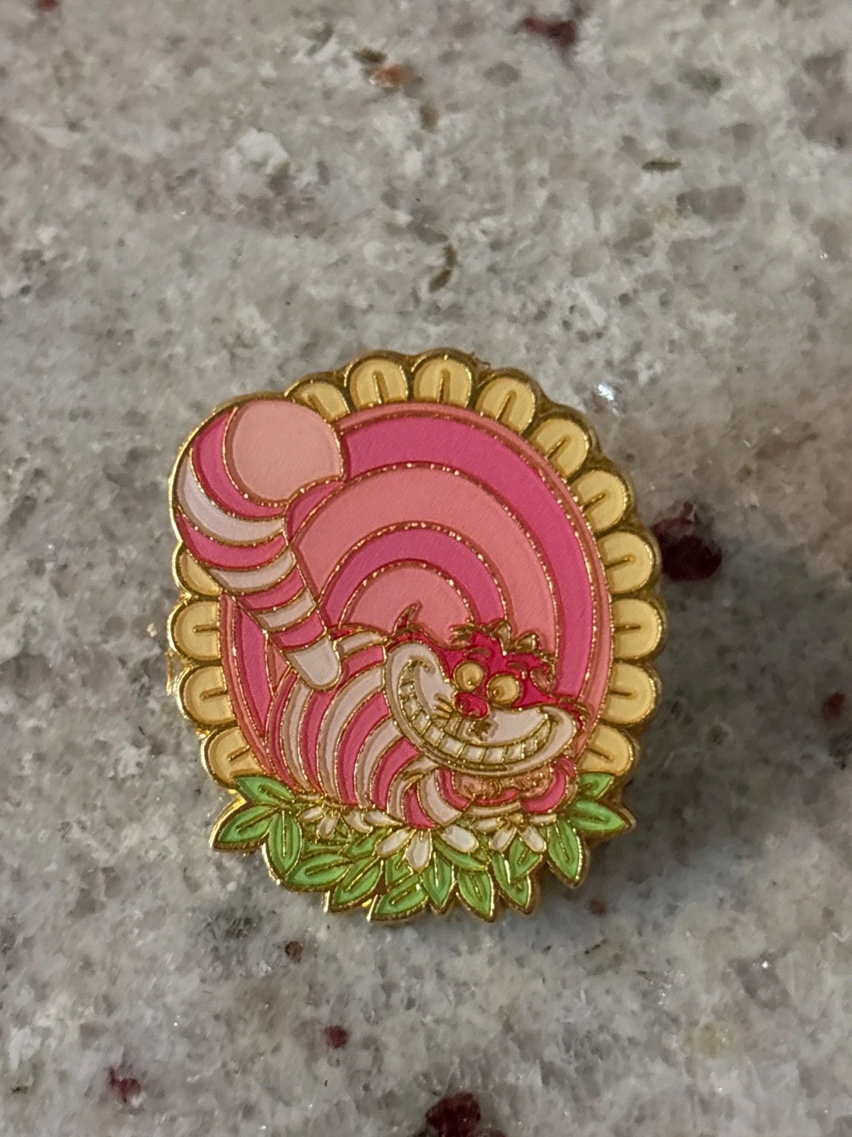 Disney DLRP Cast Lanyard Cheshire Cat Flower Alice in Wonderland DLP Refresh Pin