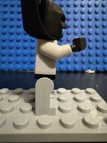 Lego Batman Minifigure bat001 Light Grey Suit 2006 Sets 7779 7780 7782