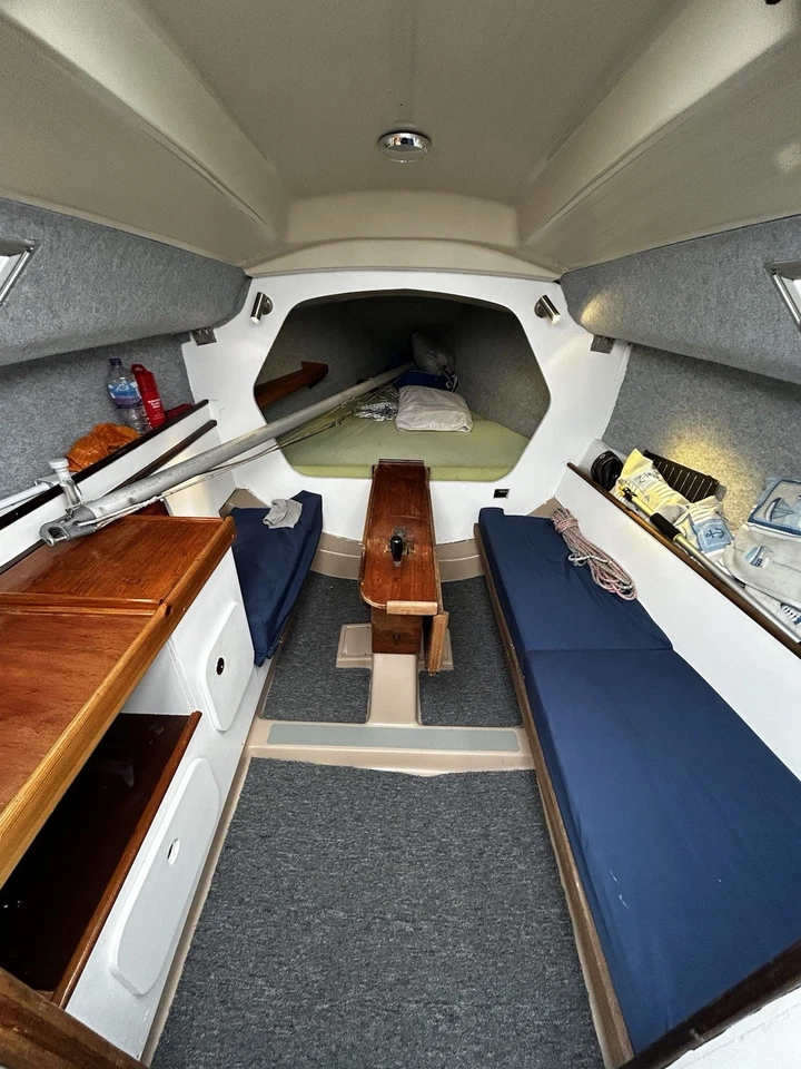 Beneteau First 24 Cruiser/racer  with Lifting Keel And Rudder In Falmouth - Image 3 of 4