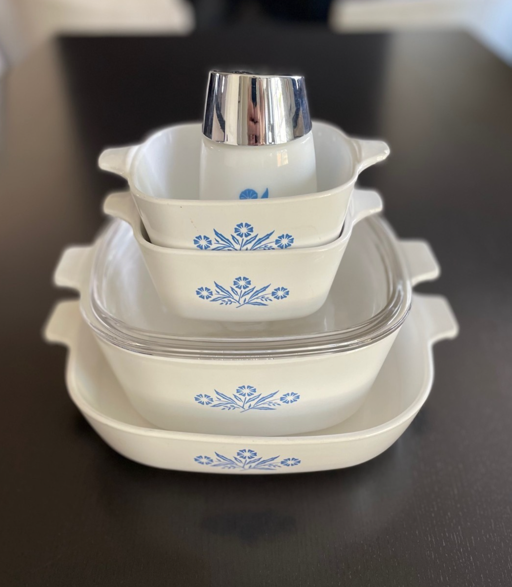 Vintage Corning Ware Blue Cornflower 5-Pc Set w/ Lid - P-10-B, P-2 1/2-B, P-43-B