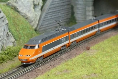Coffret TGV Sud-Est orange origine n°08 « ROUEN » (10 éléments) - Kato 10-2134 - - Photo 1/4