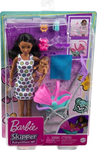 Juego de cochecito Barbie Skipper Babysitters Inc. con muñeca de pelo rizado morena *NU - Imagen 1 de 5