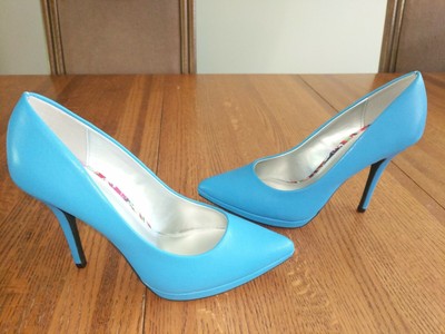light blue pumps