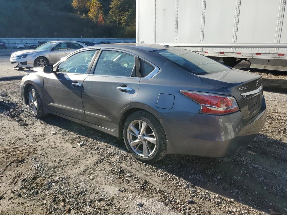 Used Turn Signal / Parking Light Assembly fits: 2015 Nissan Altima Park Lamp-Tur - Image 2 of 4