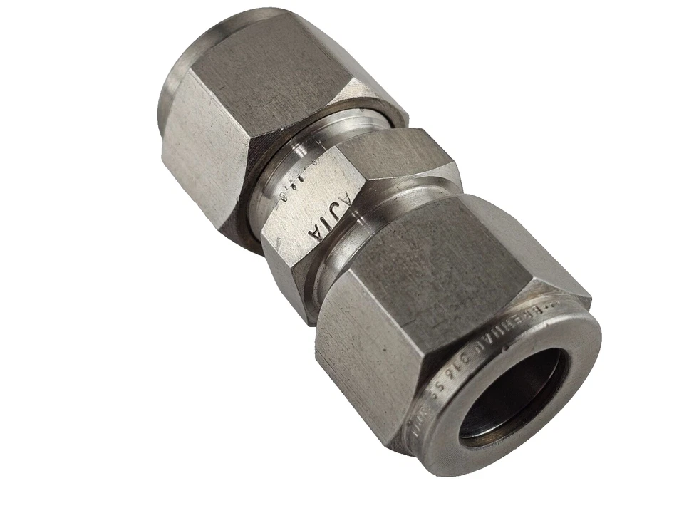 NEW Brennan N2403-08-08-SS Straight Union 1/2" x 1/2" OD Tube Lot of 11 - Image 2 of 4