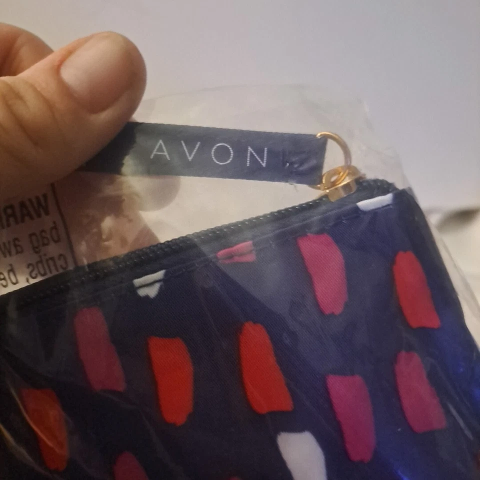 Estuche de Maquillaje Púrpura Avon Bolsa de Viaje Cosmética Rojo, Rosa, Manchas Blancas NUEVO Foto 4 de 4