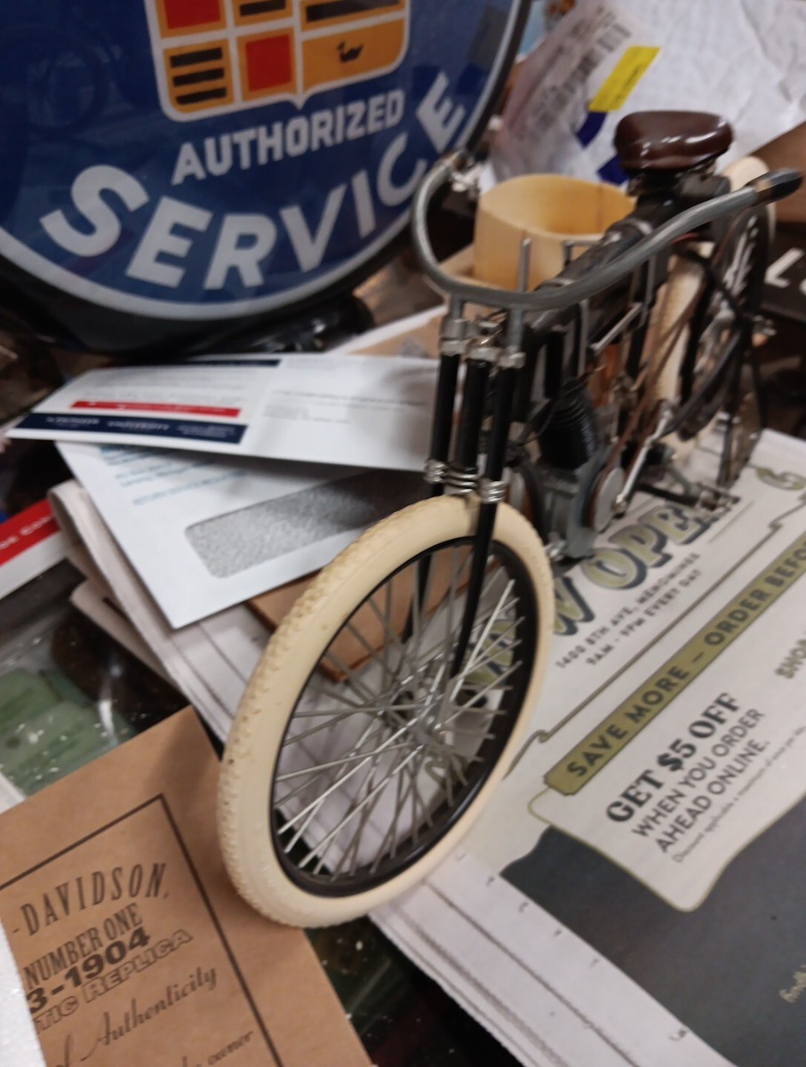 ハーレーダビッドソン　1903〜1904 1903-1904 Harley Davidson Motorcycle Authentic Replica New In Box