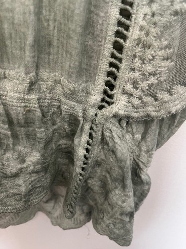 Democracy Women's Mineral Wash Crochet Butterfly Sleeve Top Size large Green - Picture 7 of 9