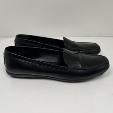Prada Women's Black Leather Loafers Size 38.5 / 8.5
