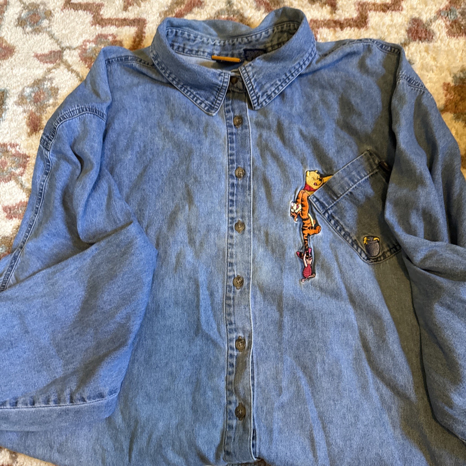 Vintage Pooh Disney Denim Button Down Shirt 80s / 90s Size Large Tigger Piglet