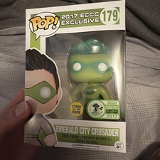 Funko Pop! ECCC City Crusader #179 Glows 2017 ECCC 2500 Pcs LE W/Protector Flaw
