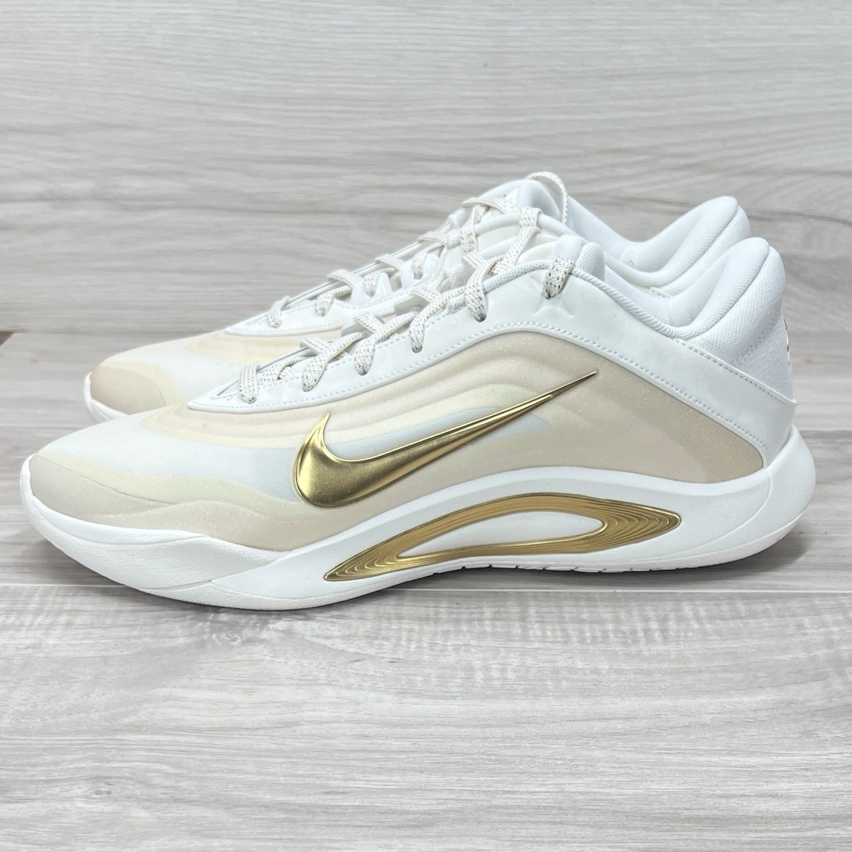 Nike A'One “Sail Metallic Gold” Women's 12 / Men's 10.5 Basketball
