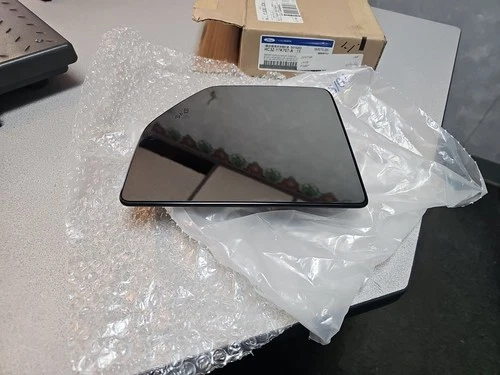 New Genuine Ford HC3Z-17K707-A Glass Assembly Rear View Outer Drivers Mirror OEM