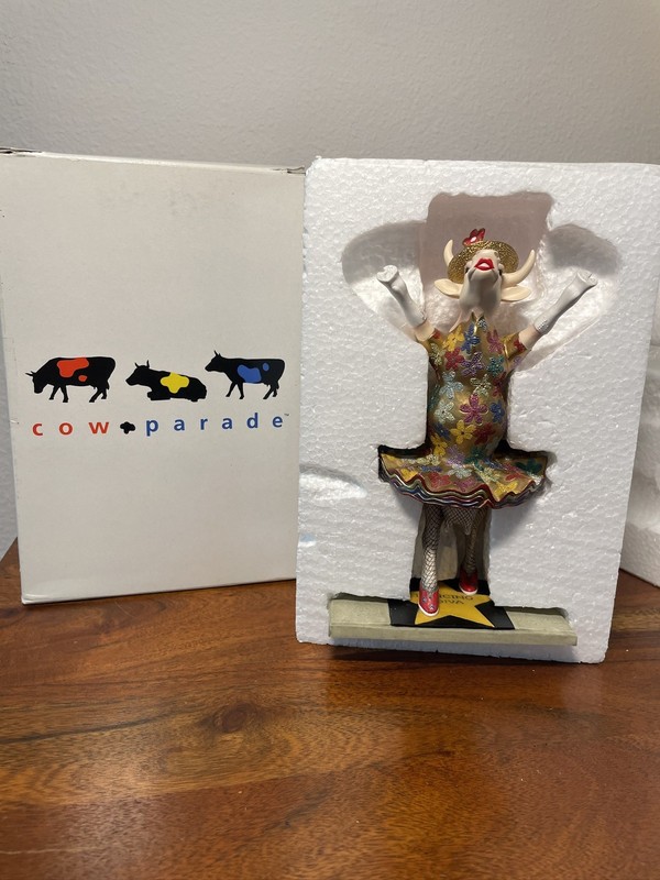 Cow Parade Dancing Diva Figurine, Westland Giftware, #9132, Box/Tag