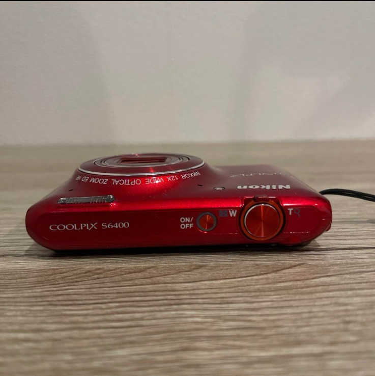 Mint】891. Nikon COOLPIX S6400 16.0MP Digital Camera - Red Mint】891. Nikon COOLPIX S6400 16.0MP Digital Camera - Red
