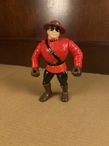 WWE 1992 WWF Hasbro Titan Sport Series 5 THE MOUNT...