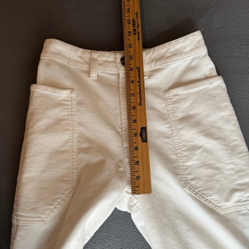 Pantalones cortos Everlane Way High de pana para jardinero 00 algodón blanco roto - Imagen 11 de 17