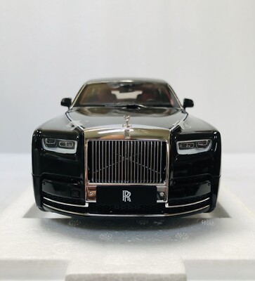 1/18 Rolls-Royce Phantom VIII Black/Red Interior Diecast Limited