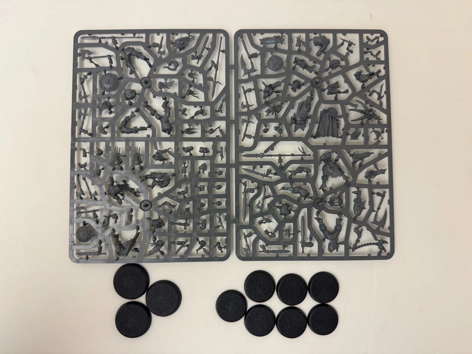 Warhammer AOS Slaves to Darkness Darkoath Savagers (10) NOS - Image 2 of 2