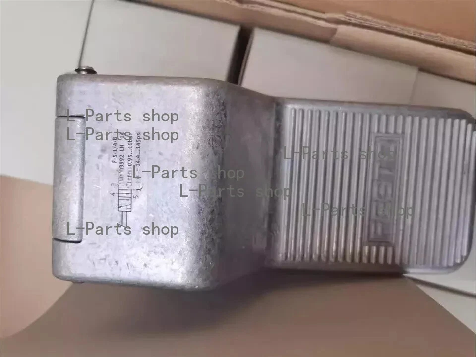 1 PCS NEW IN BOX Festo double electric control foot valve F-5-1/4-B 8992 - Image 2 of 2