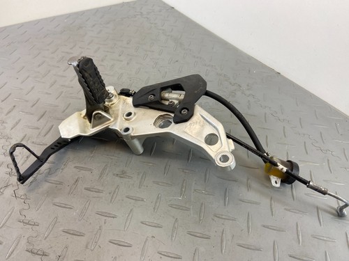 PLAQUE REPOSE PIED CONDUCTEUR AVANT DROIT BMW F850GS 2020 & PEG 8393176 N2 - Photo 3/6